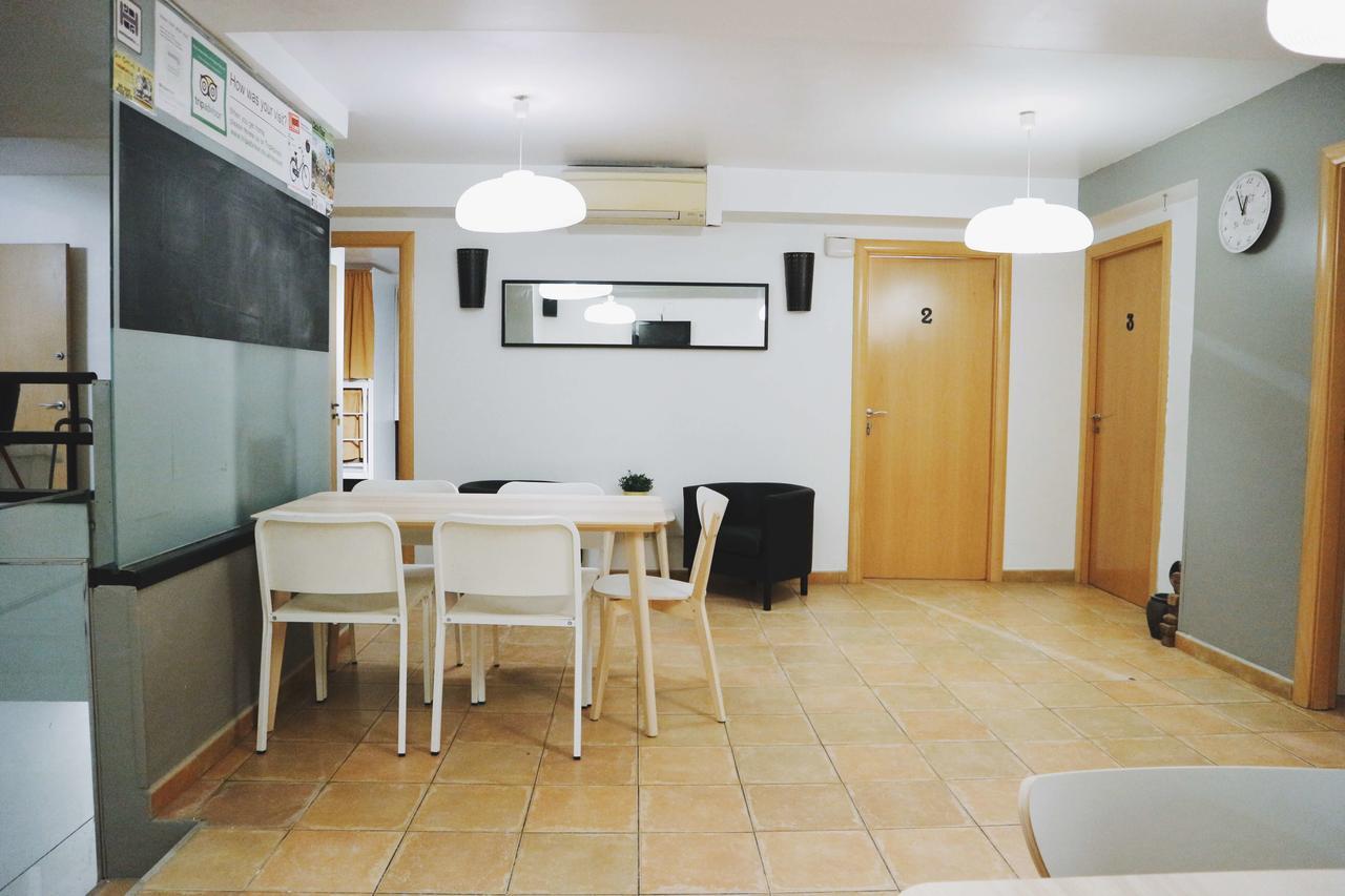 Hostal Harmony *
