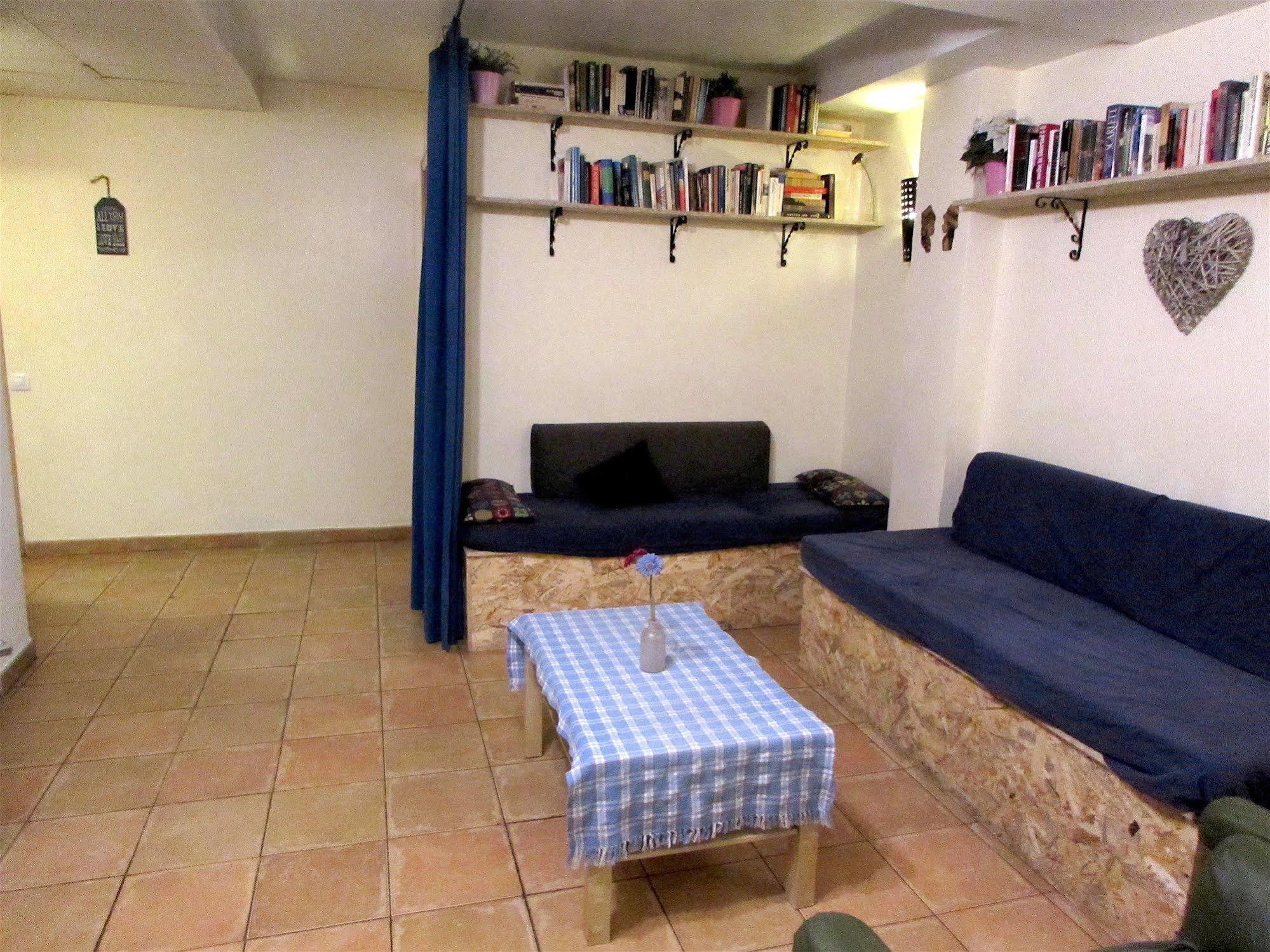 Hostal Harmony