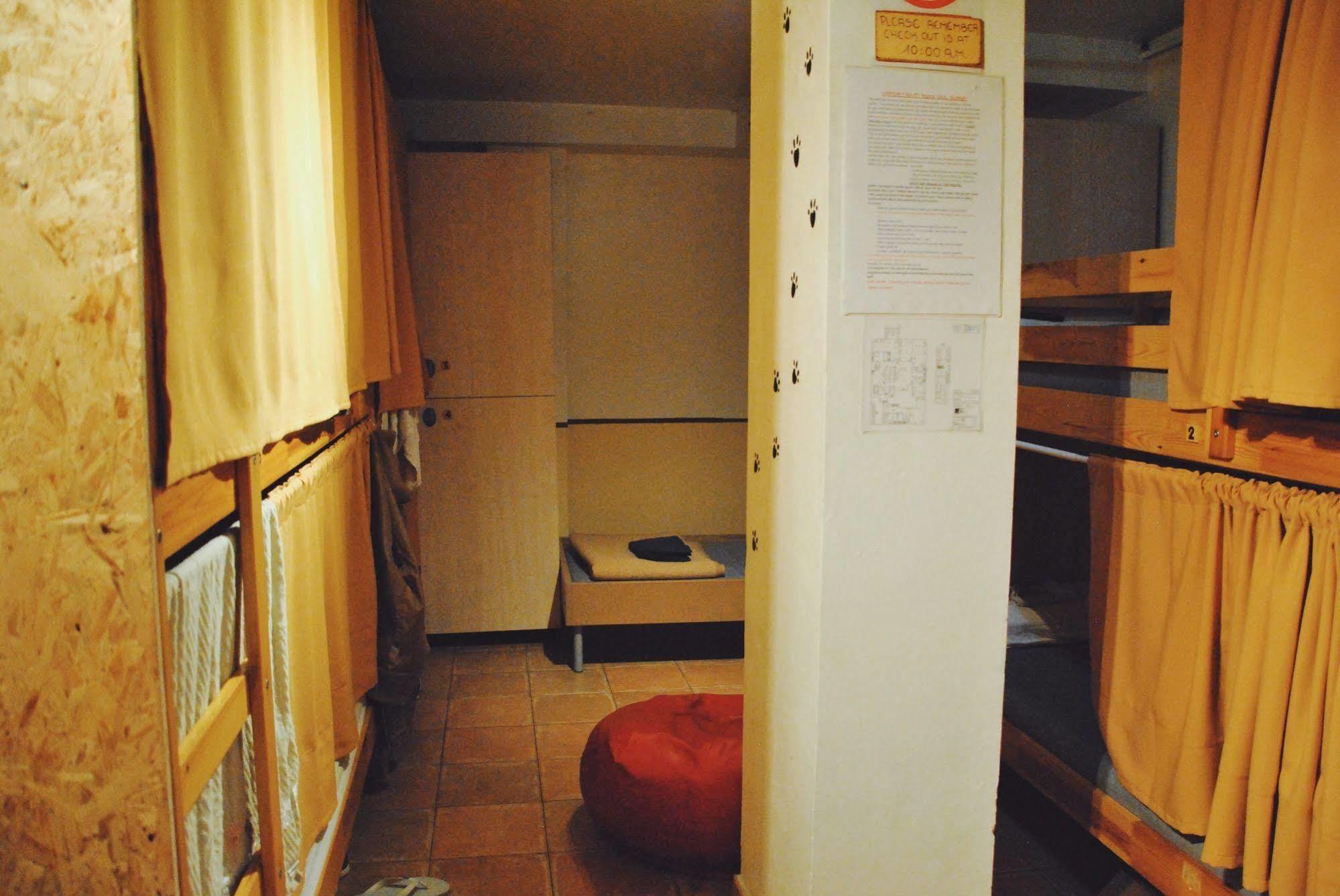 Harmony Hostal Barcelona